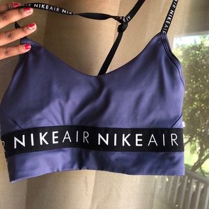 Nike air sports bra